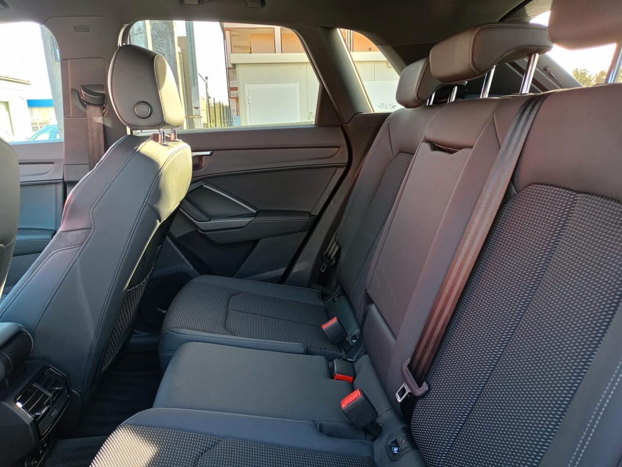 Audi Q3 40 TFSI QUATTRO S LINE-Finanziabile