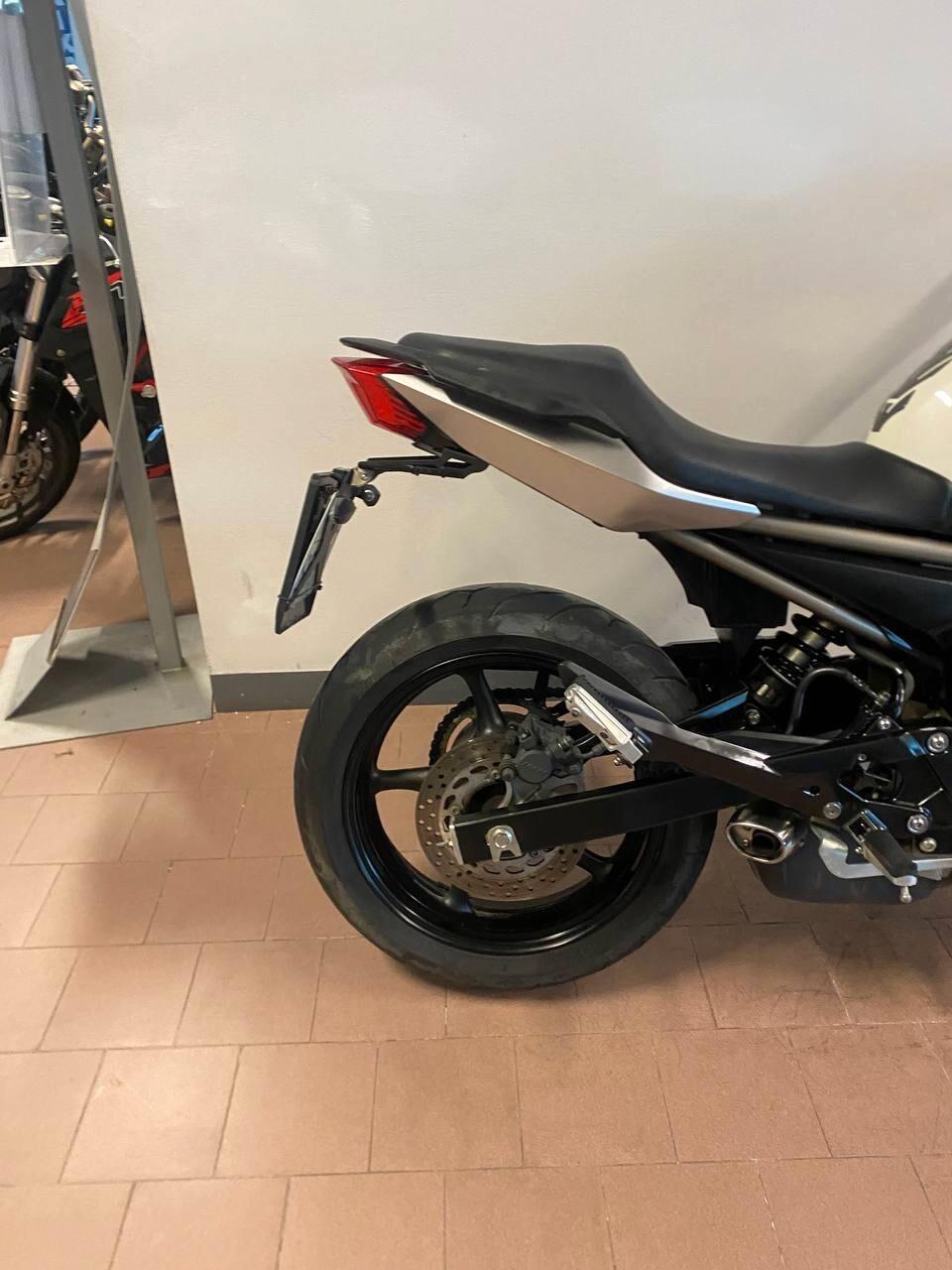 Yamaha XJ6