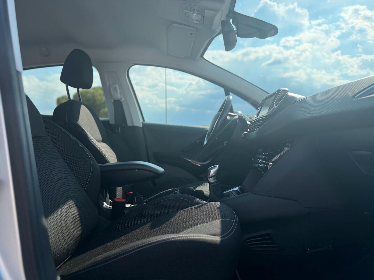 Peugeot 208 1.6 BlueHDi 100cv 5 porte Allure