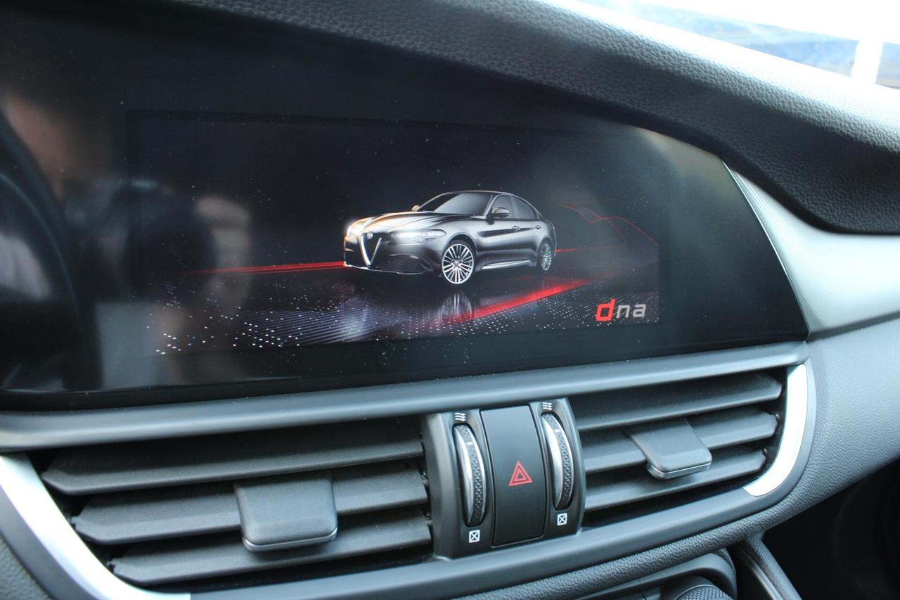Alfa Romeo Giulia 2.2 t Veloce Q4 210 cv BLU MONTECARLO