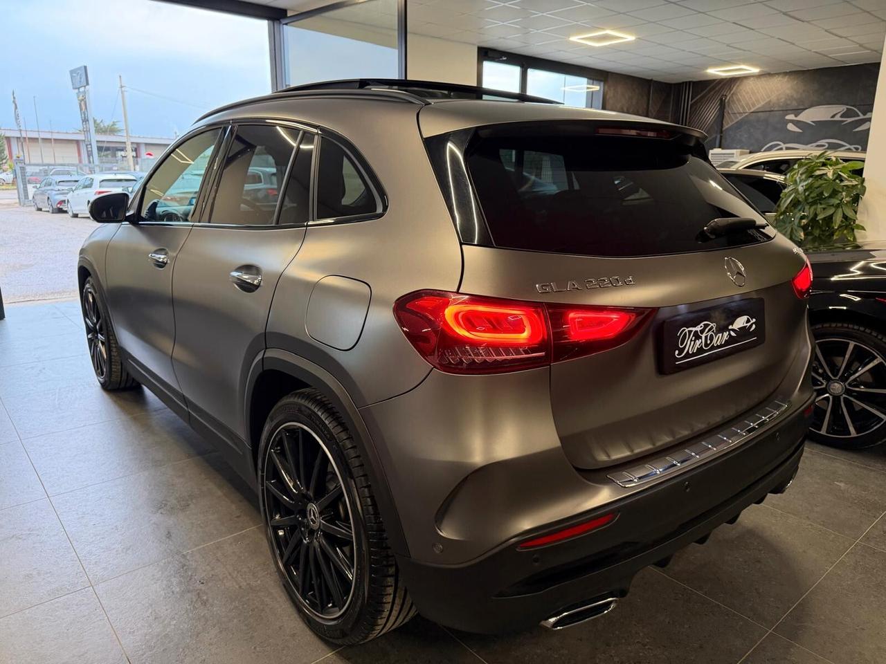 MERCEDES-BENZ GLA 220D PREMIUM 2.0 190CV 4MATIC TETTO NAVI CAM ANNO 2023