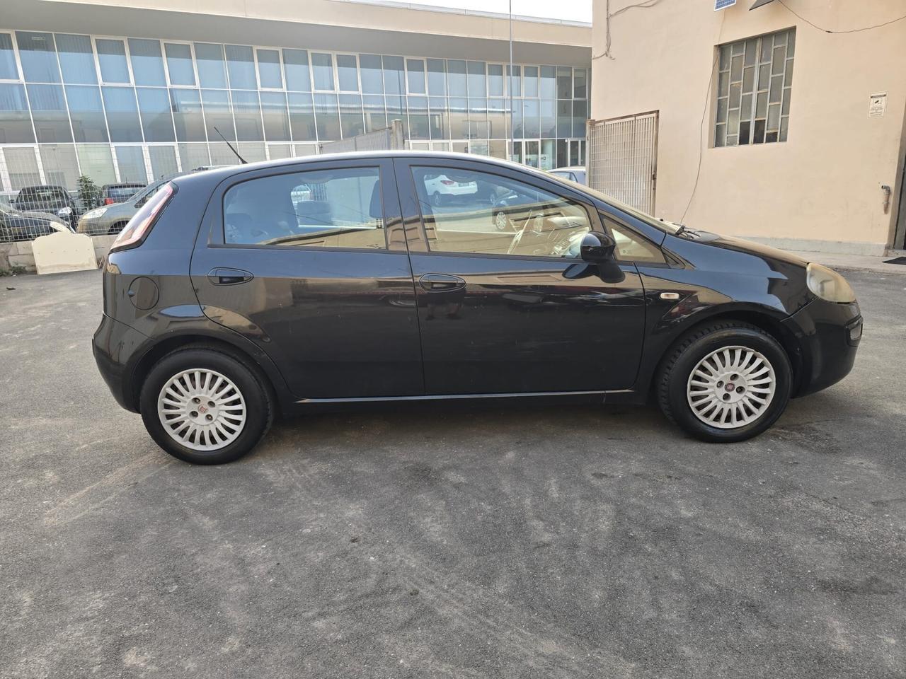 Fiat Punto 1.2 8V 5 porte dynamyc neopatentati