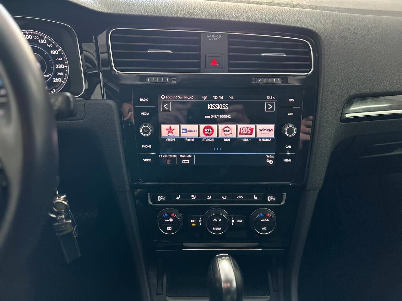 Volkswagen Golf 2.0 TDI DSG 5p. Sport R-LINE