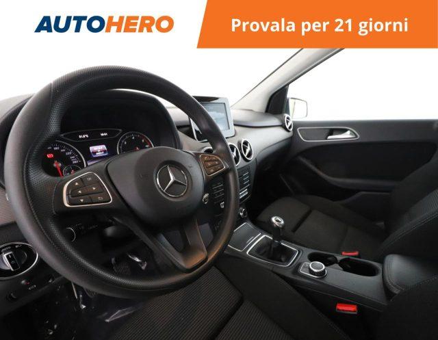 MERCEDES-BENZ B 180 d Business