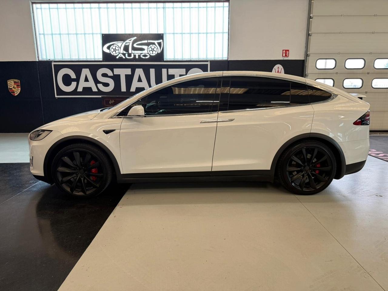 Tesla Model X P100D Dual Motor Performance