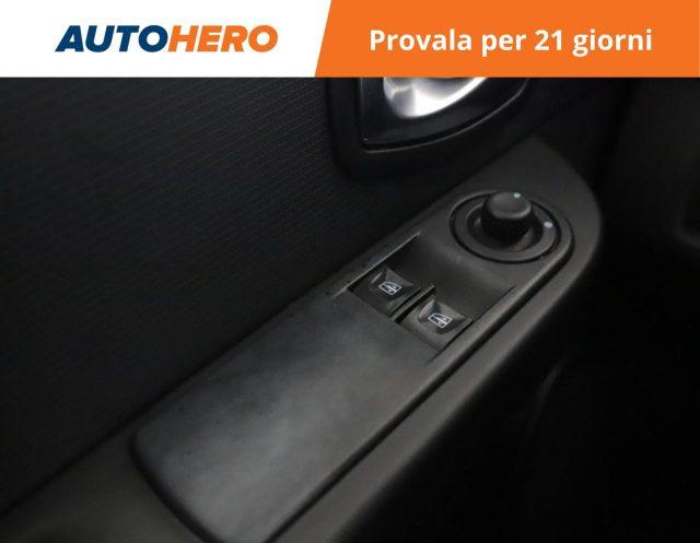 RENAULT Clio 1.2 75CV 5 porte Life