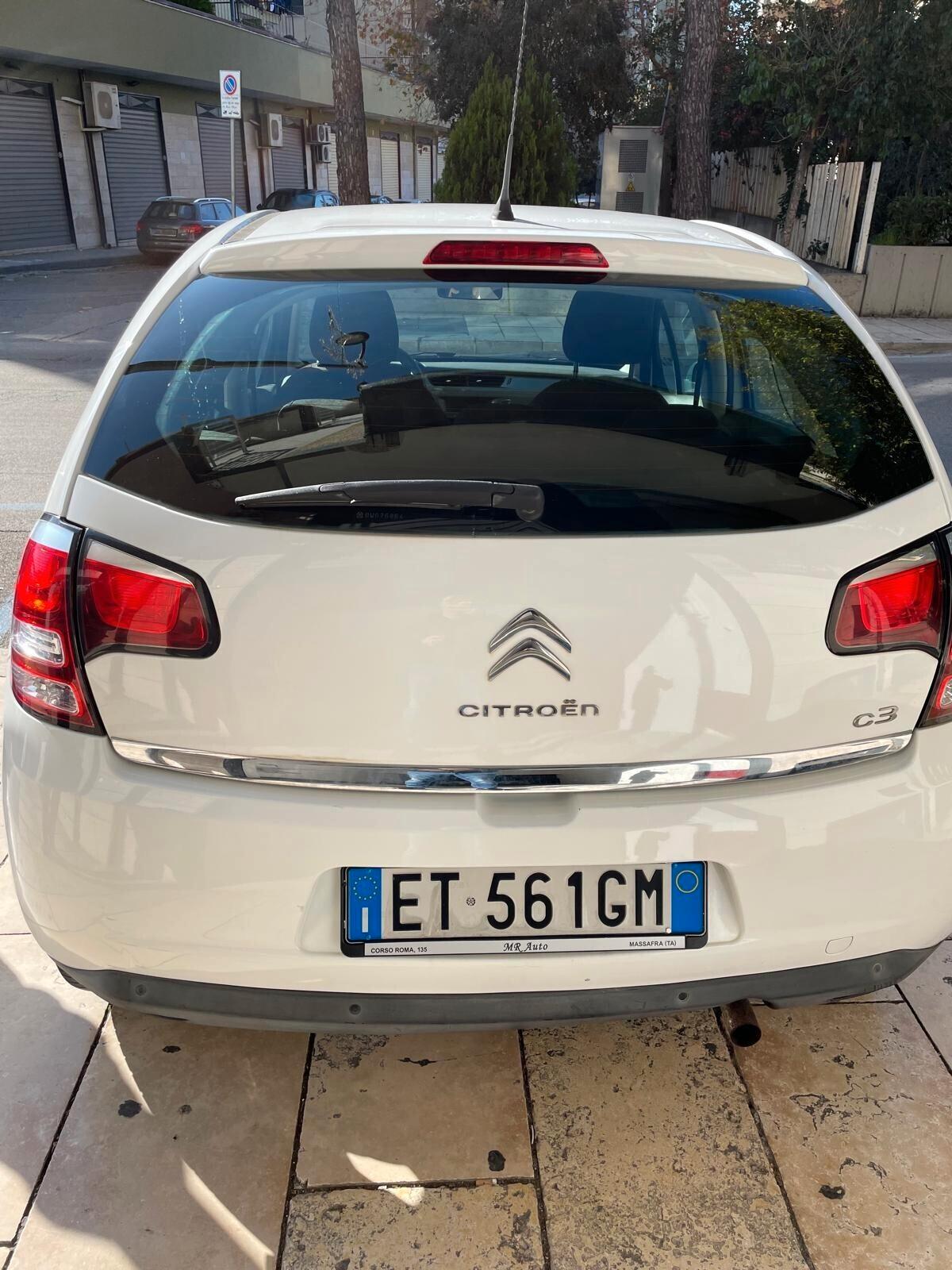 Citroen C3 1.2 VTi 82 Exclusive NEOPATENTATI tetto panoramico