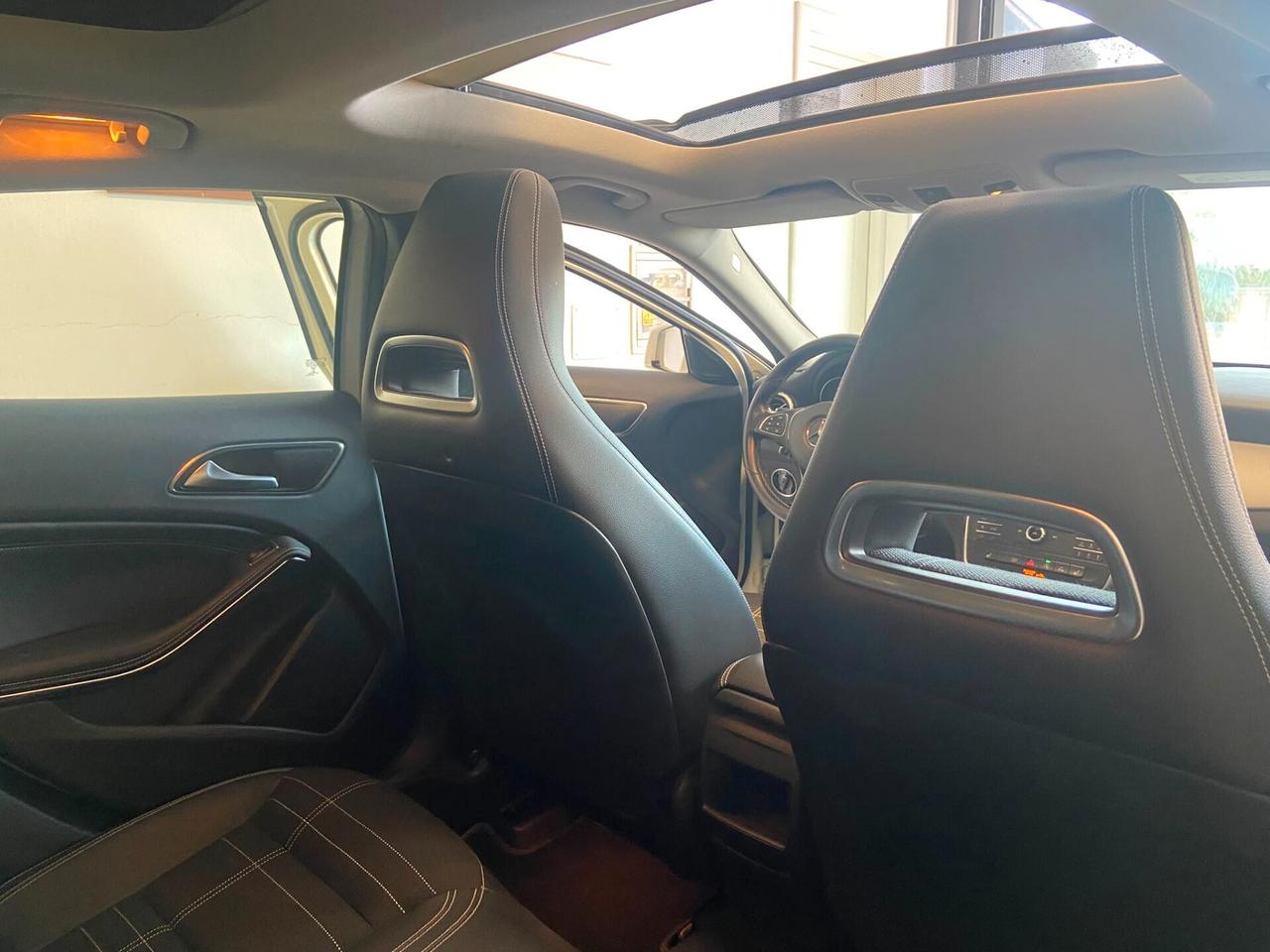 Mercedes-benz GLA 220 d Automatic Sport Tettuccio