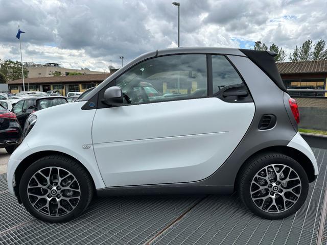 SMART ForTwo EQ CABRIO PRIME MOON WHITE MATT PELLE UFF.LE MB