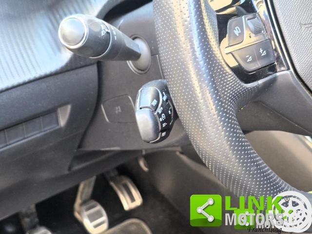 PEUGEOT 208 GT Pack 100 CV