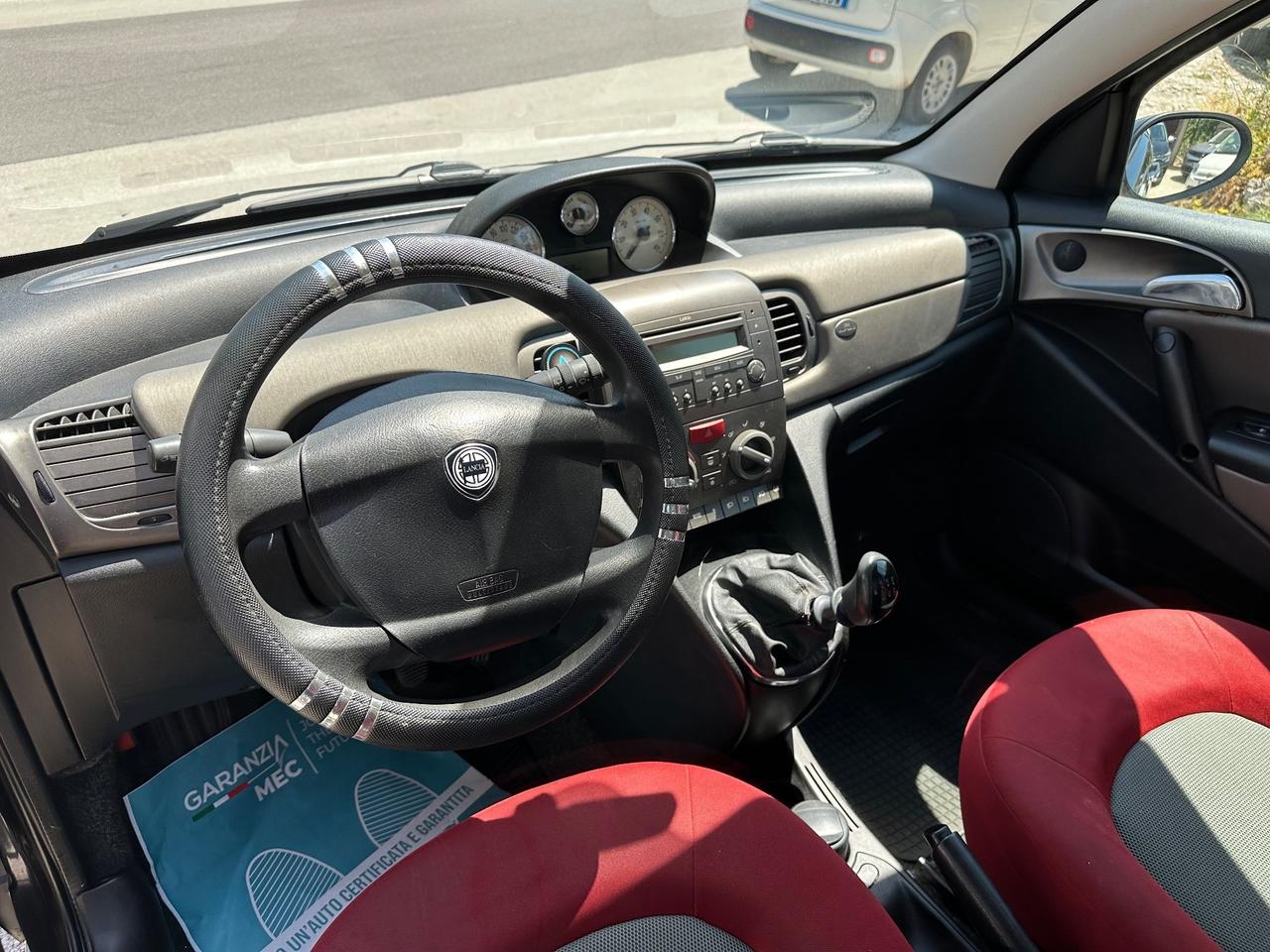Lancia Ypsilon 1.2 Argento 80 cavalli benzina
