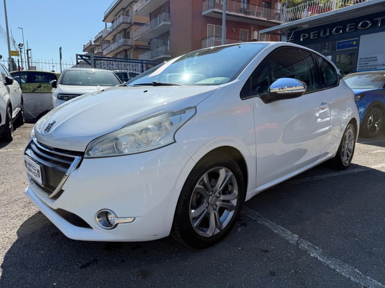 Peugeot 208 1.6 e-HDi 92 CV Stop&Start 3 porte Allure