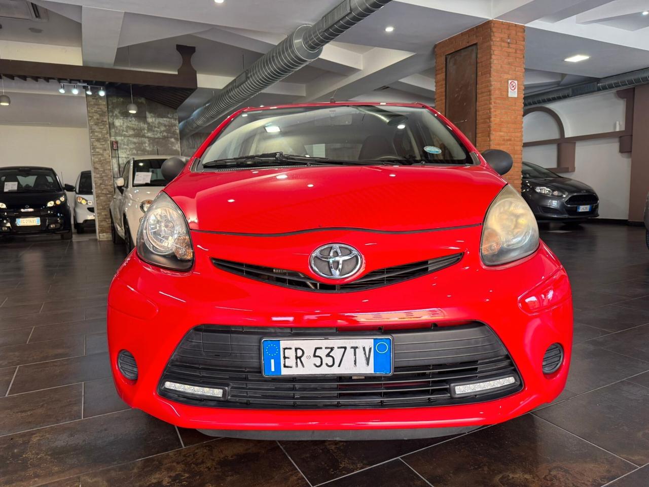 Toyota Aygo 1.0 12V VVT-i 5 porte Active Connect