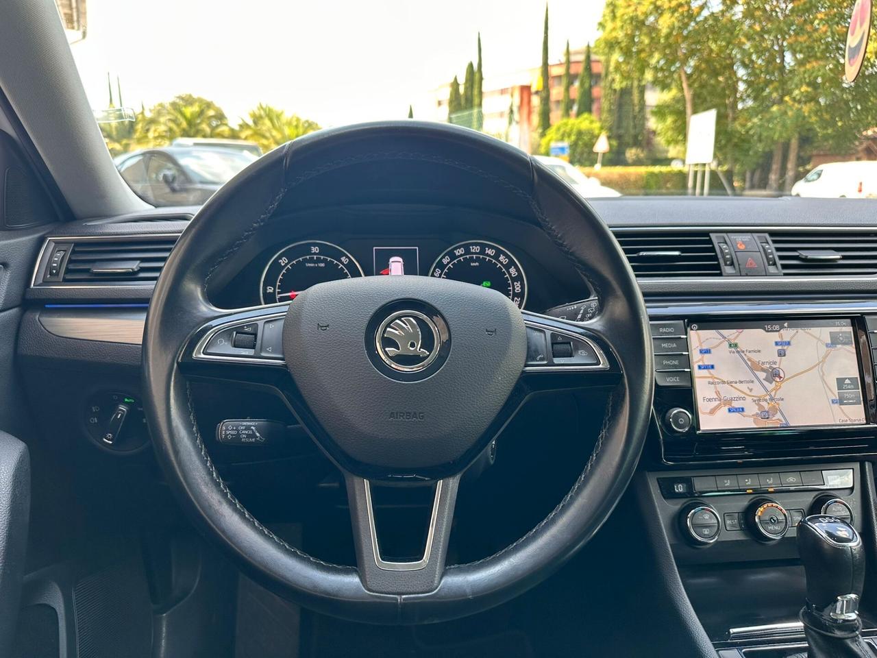 Skoda Superb 2.0 TDI DSG Ambition