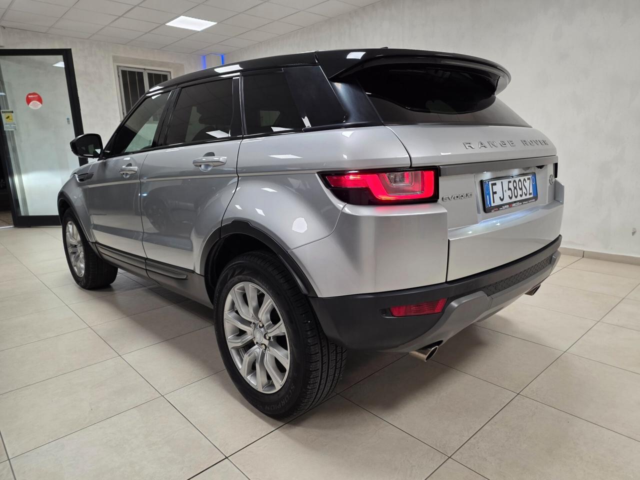 Land Rover Range Evoque 2.0 TD4 150 CV 5p. SE