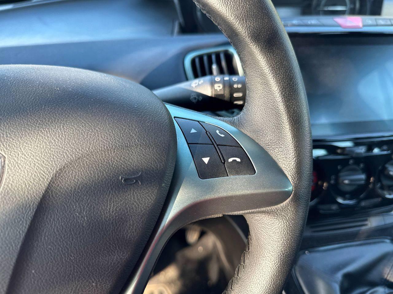 LANCIA Ypsilon III 2021 - Ypsilon 1.0 firefly hybrid Platino s&s 70cv