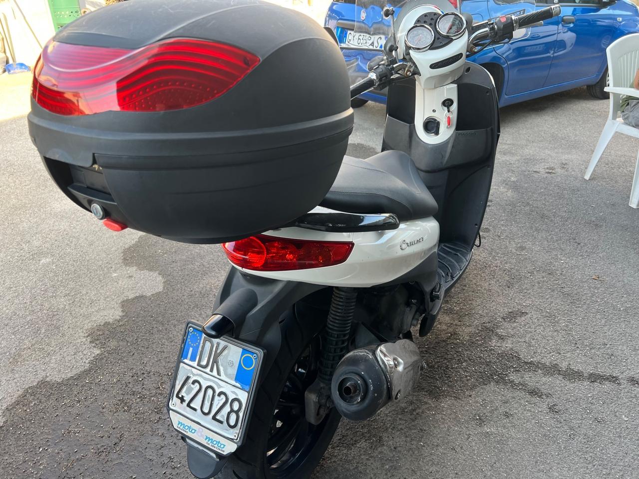 Piaggio Carnaby 300