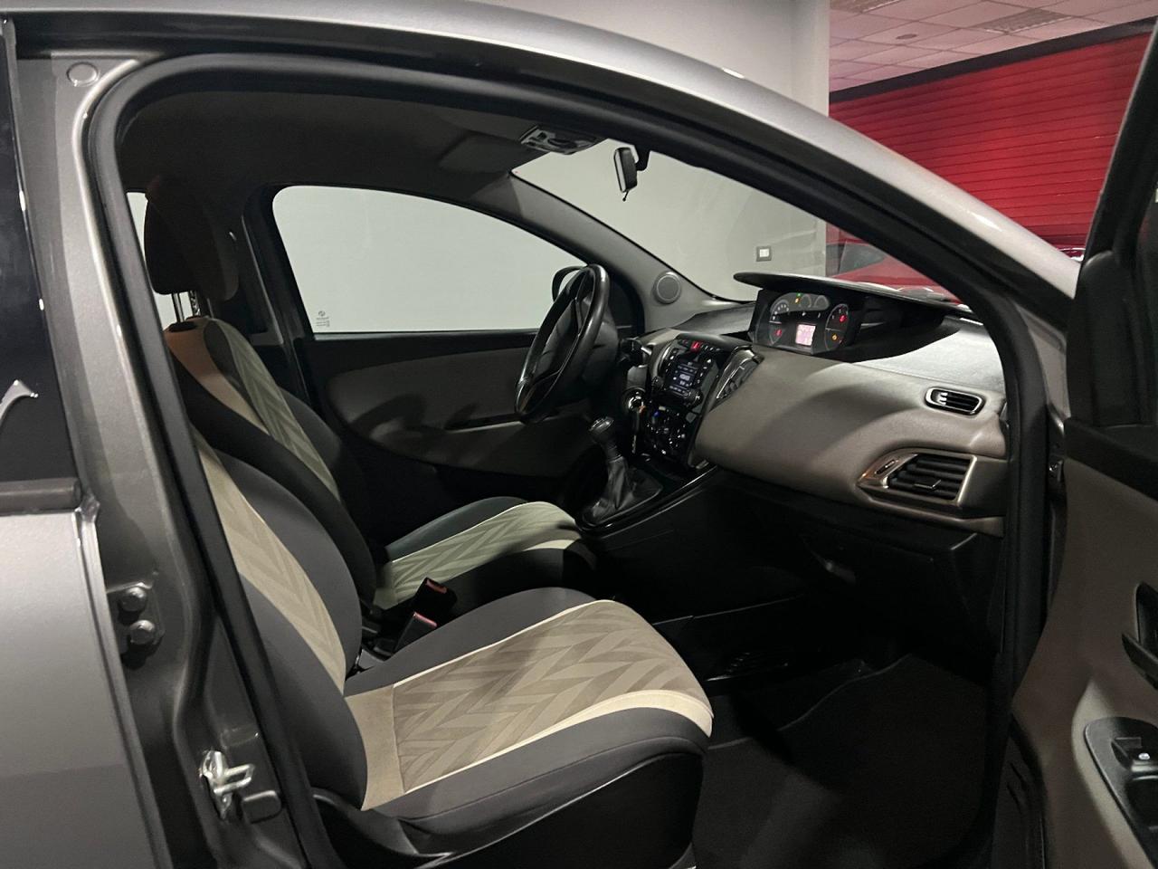 Lancia Ypsilon 1.3 MJT 16V 95 CV 5 porte S&S Gold UNICAPRO