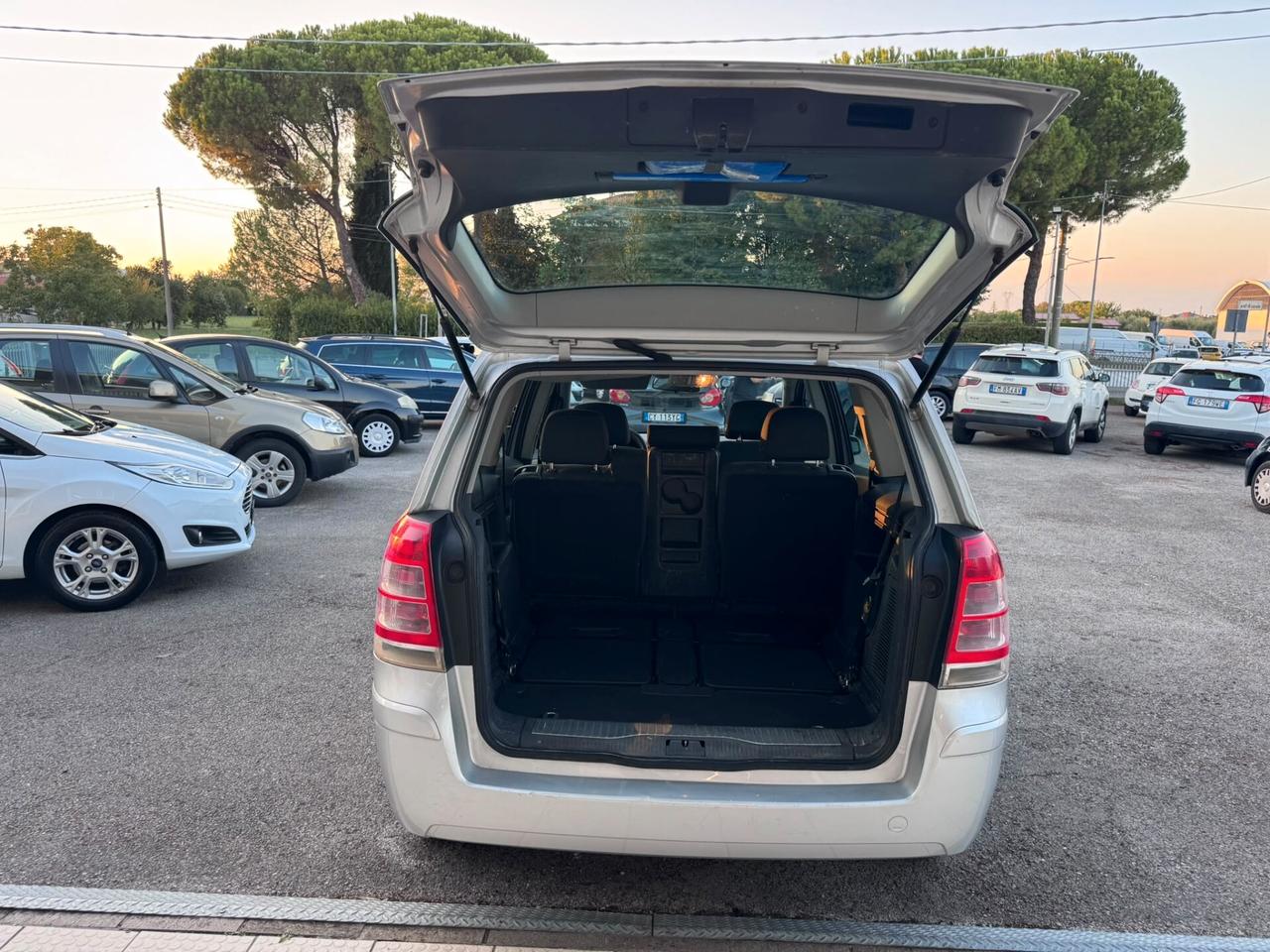 Opel Zafira 1.6 16V ecoM 94CV Cosmo
