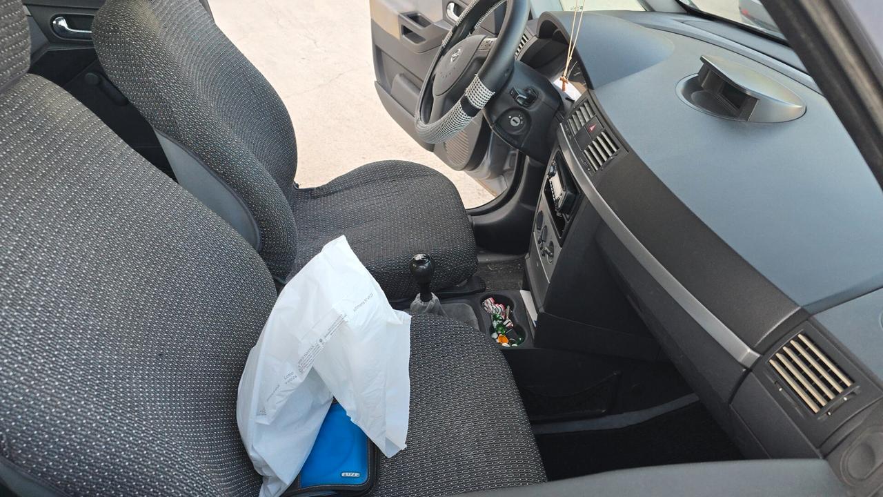 Opel Meriva 1.7 CDTI 101CV Cosmo