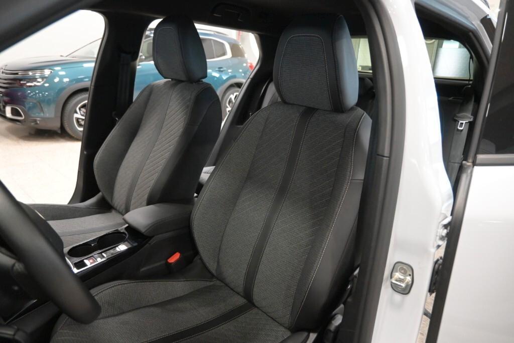 Peugeot 2008 PureTech 100 S&S Allure