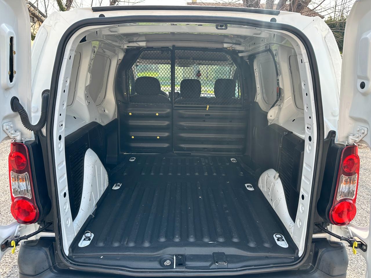 Citroen Berlingo BlueHDi 100 Van 3 posti Club L1