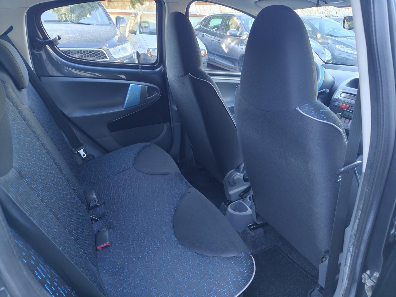 Peugeot 107 1.0 68CV Urban Move UNICO PROPIETARIO
