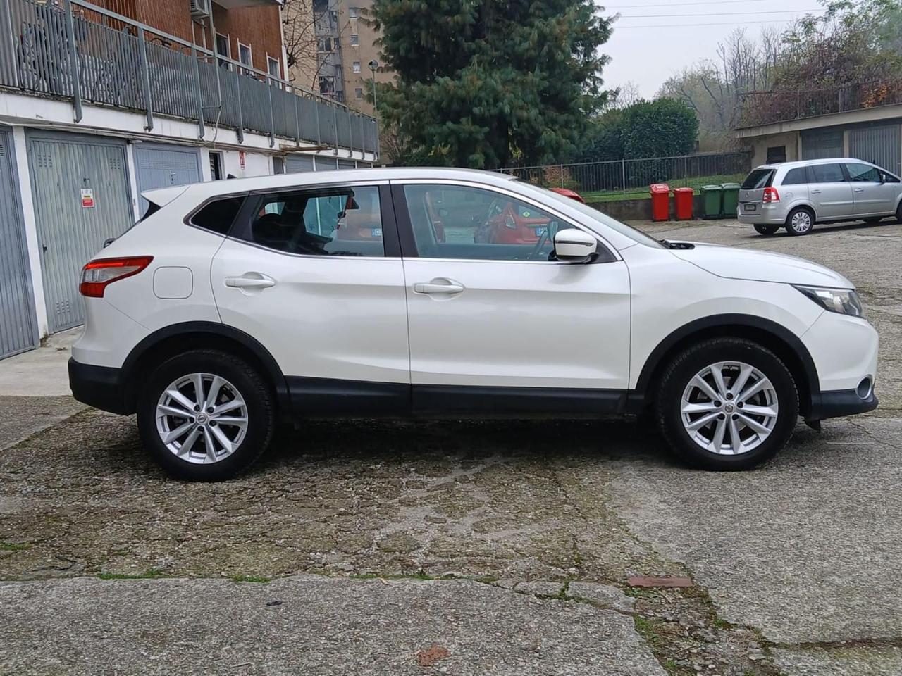 NISSAN Qashqai 1.6 dCi 2WD N-Vision PROMMO