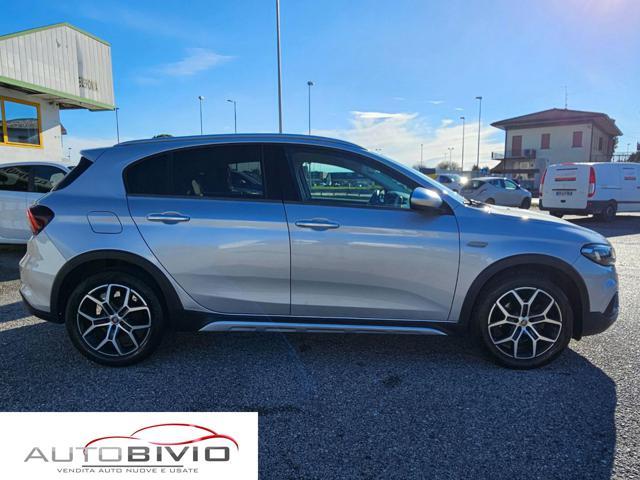 FIAT Tipo 1.0 5 porte Cross/ FULL OPTIONAL!