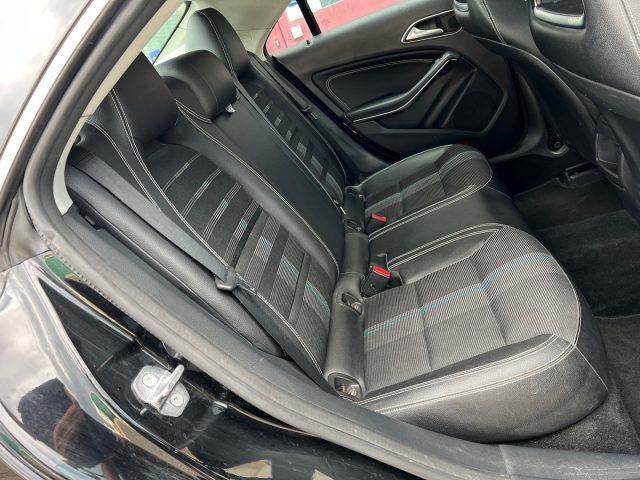 MERCEDES-BENZ CLA 200 d Automatic Sport