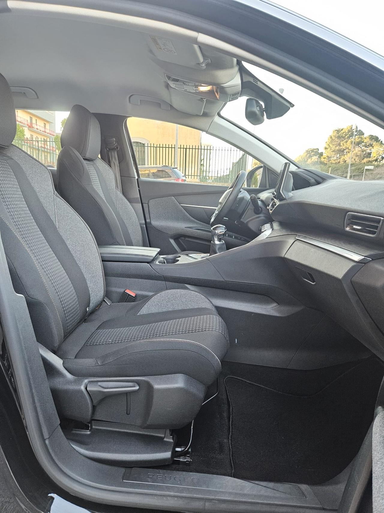 Peugeot 3008 BlueHDi 130 S&S Active Pack