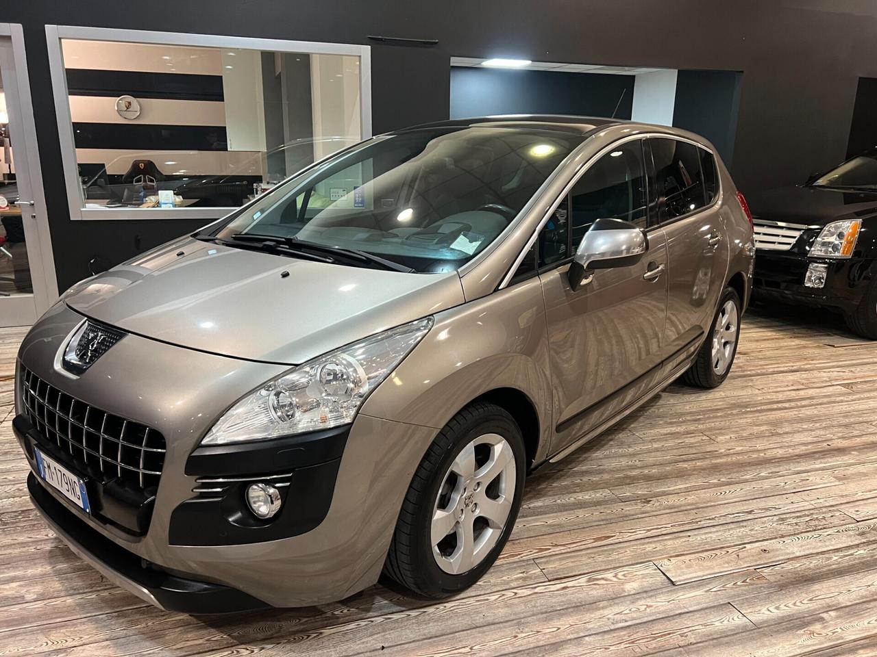 Peugeot 3008 1.6 HDi/TETTO+PELLE/UNIPROP
