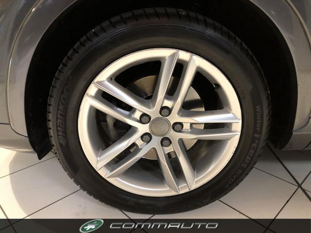 AUDI Q3 2.0 TDI 184 CV quattro S tronic Sport s-line
