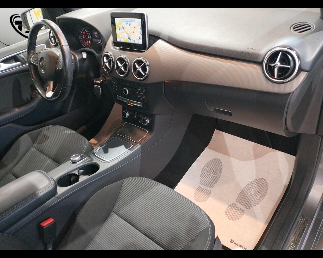 MERCEDES Classe B (T246/242) B 180 CDI Automati...