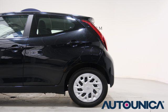 TOYOTA Aygo 1.0 VVT-I 72 CV 5 PORTE CONNECT NEOPATENTATI