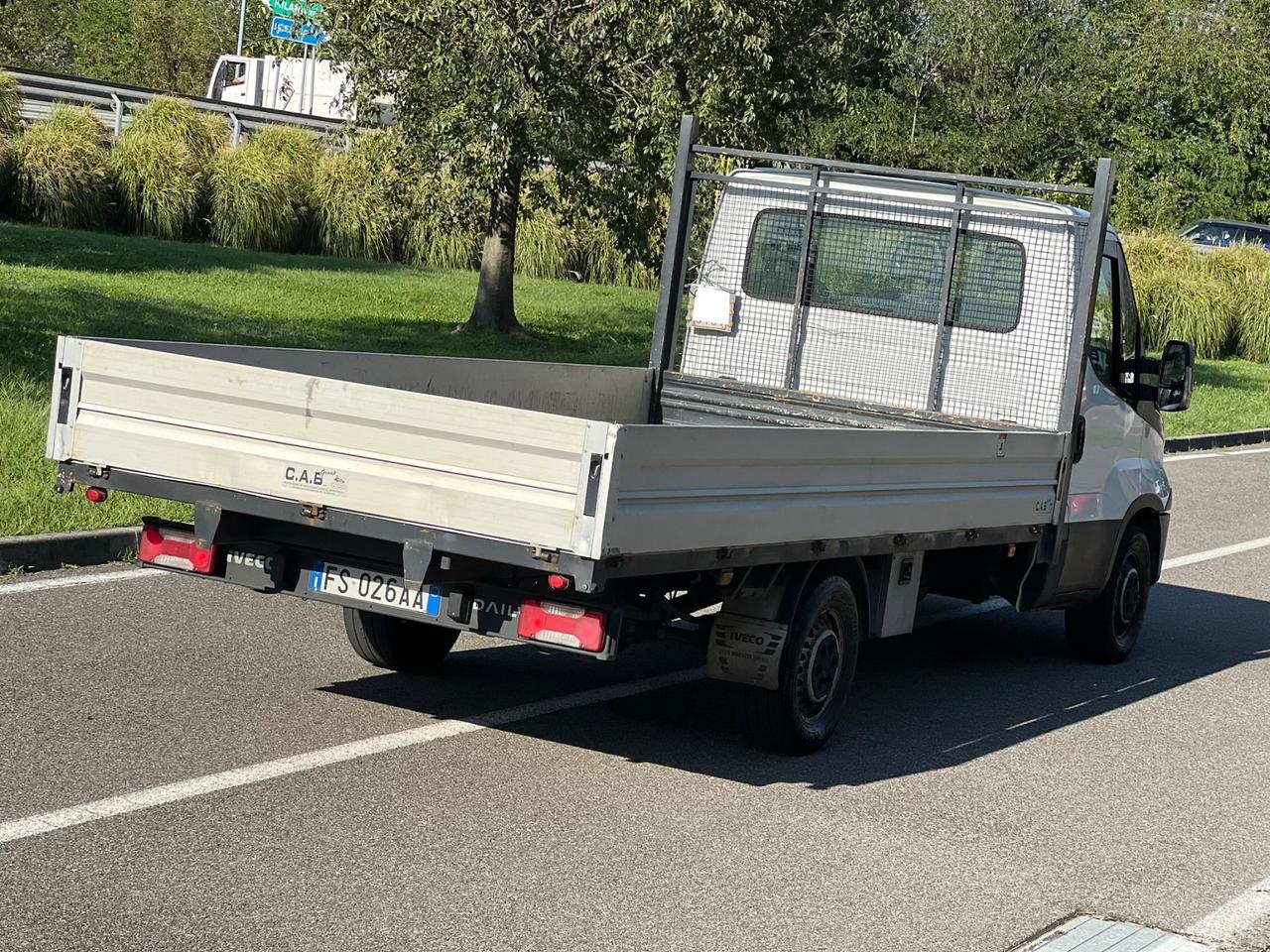 IVECO Daily 35S12 2.3 HPI 115 CV Cassonato