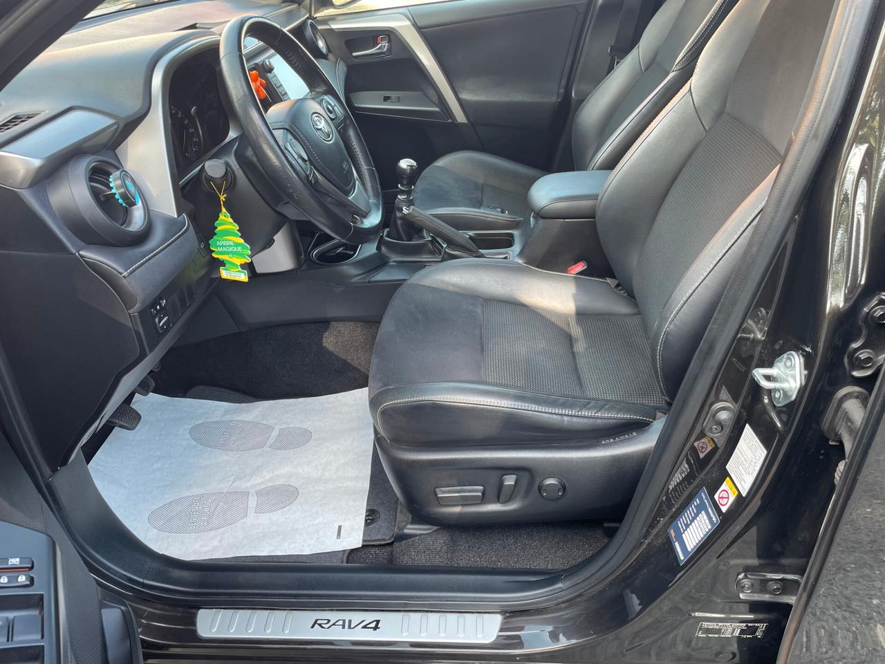 Toyota RAV 4 RAV4 2.0 D-4D 2WD Lounge