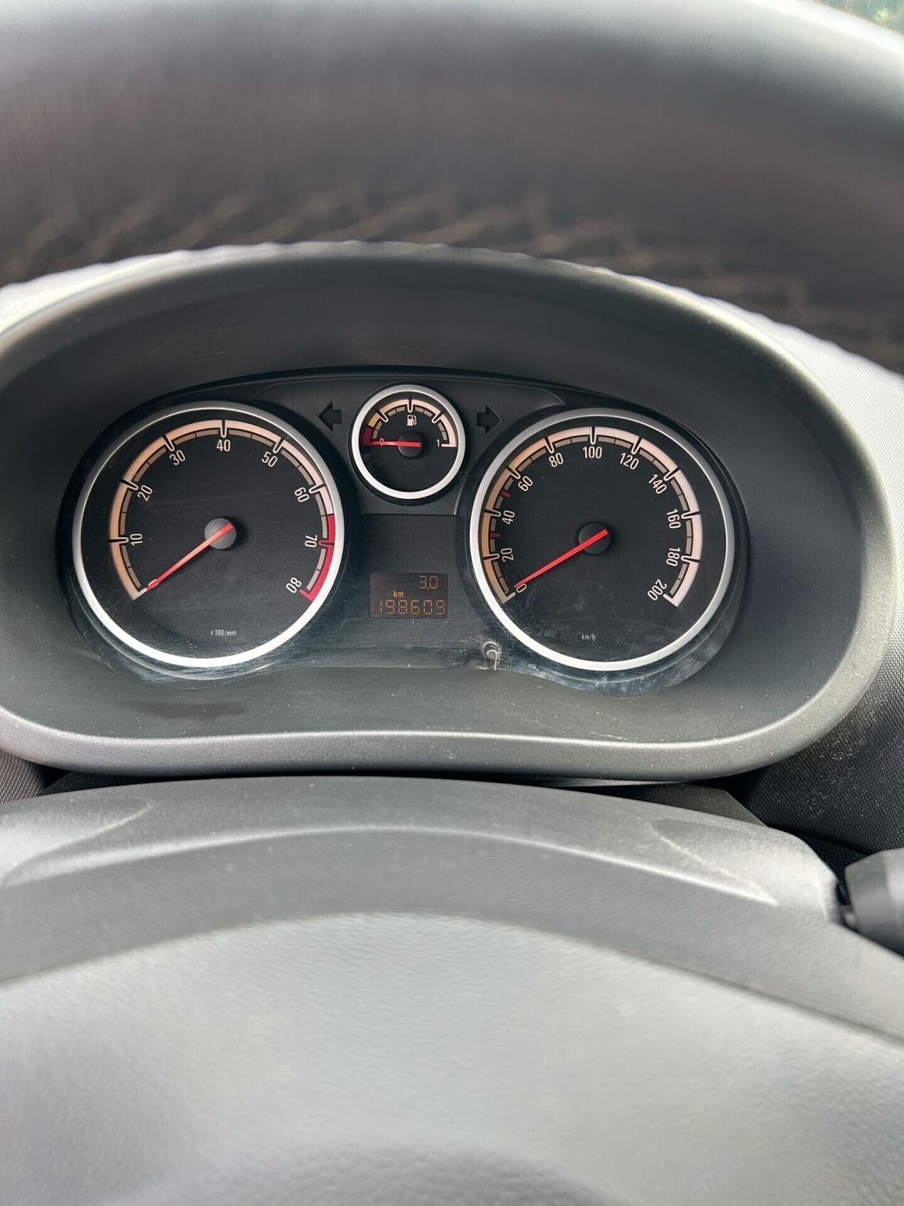 Opel Corsa 1.2 85CV 5 porte GPL-TECH ANNO 2013