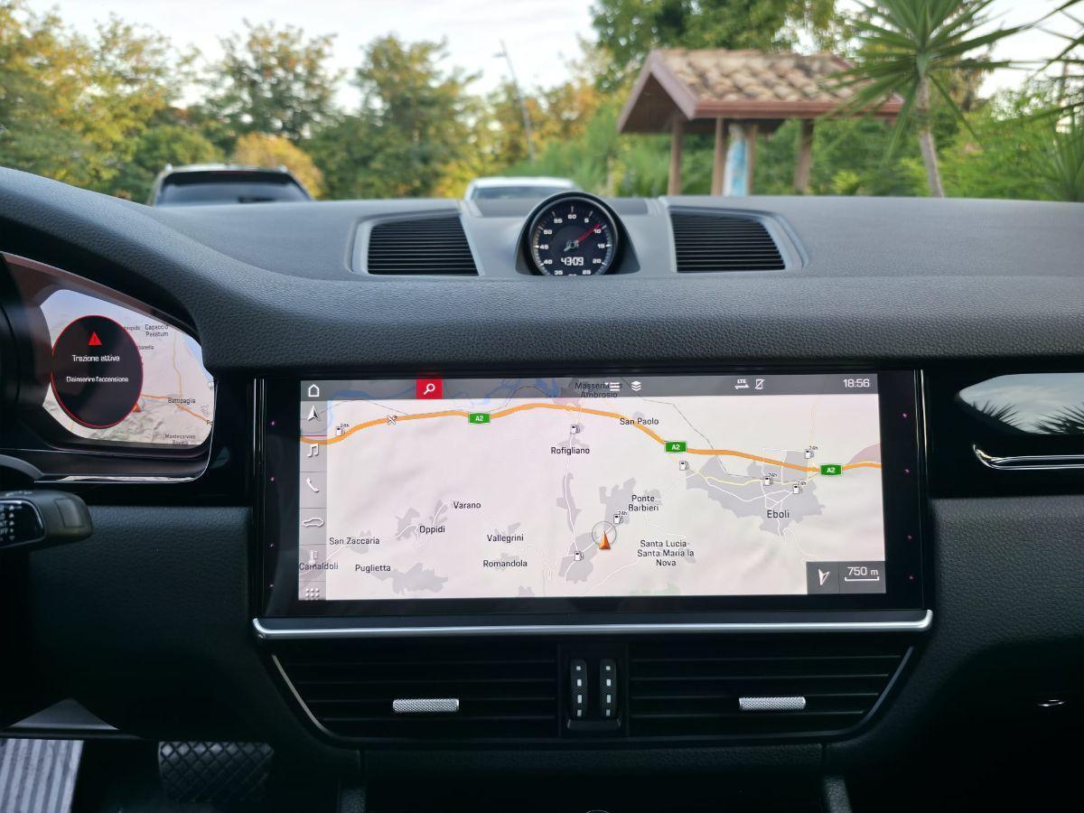 PORSCHE - Cayenne - 3.0 V6