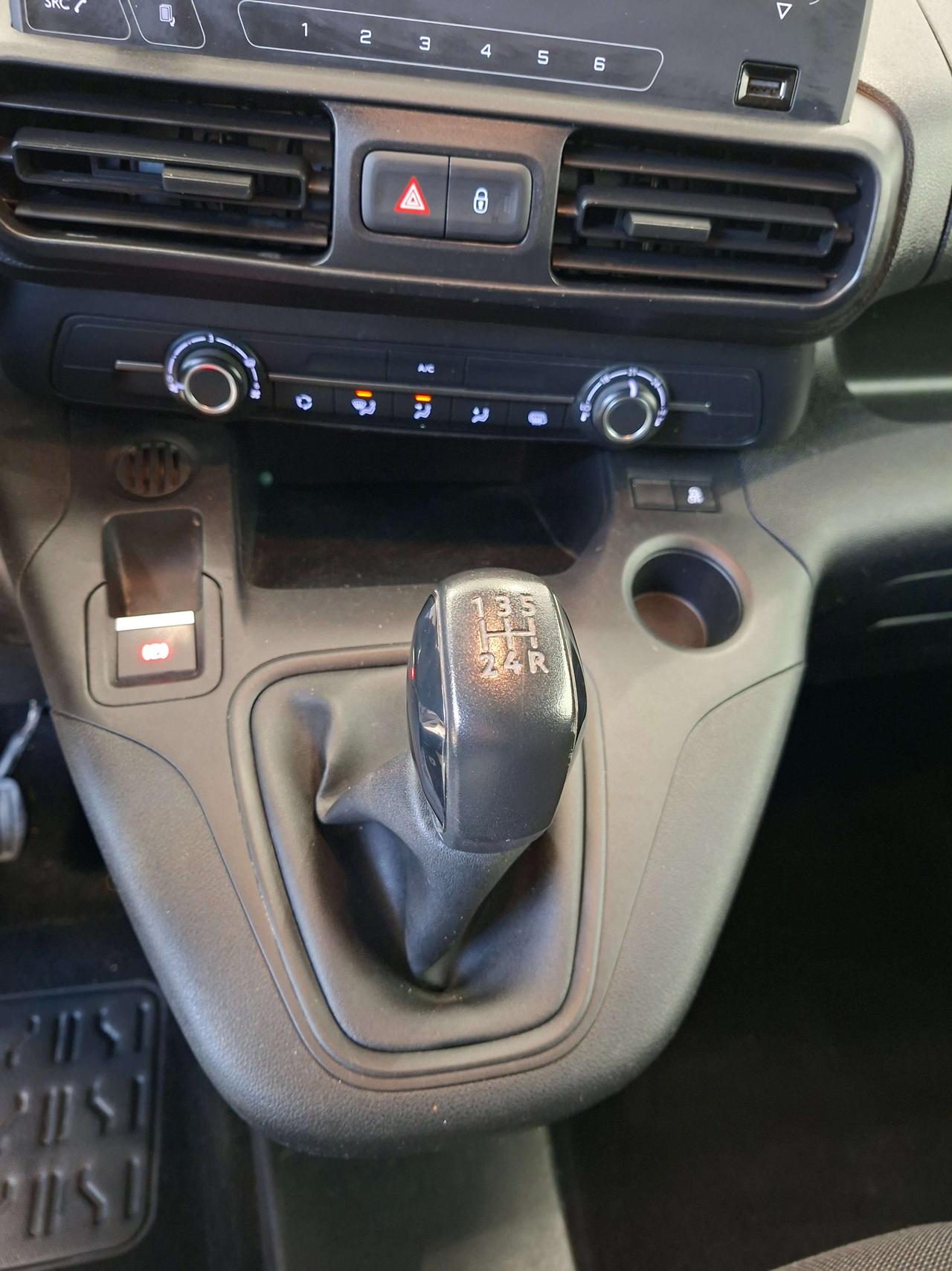Opel COMBO 1.5 DIESEL 3 POSTI FURGONE € 9.900,00+IVA