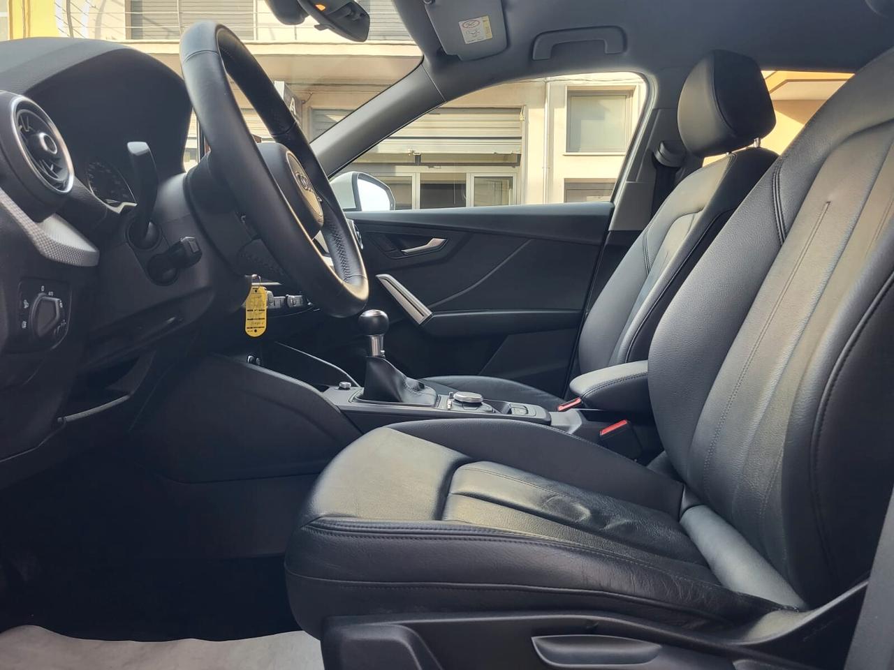 Audi Q2 1600 Tdi S-Line Edition+Fari Led+Audi Connect...