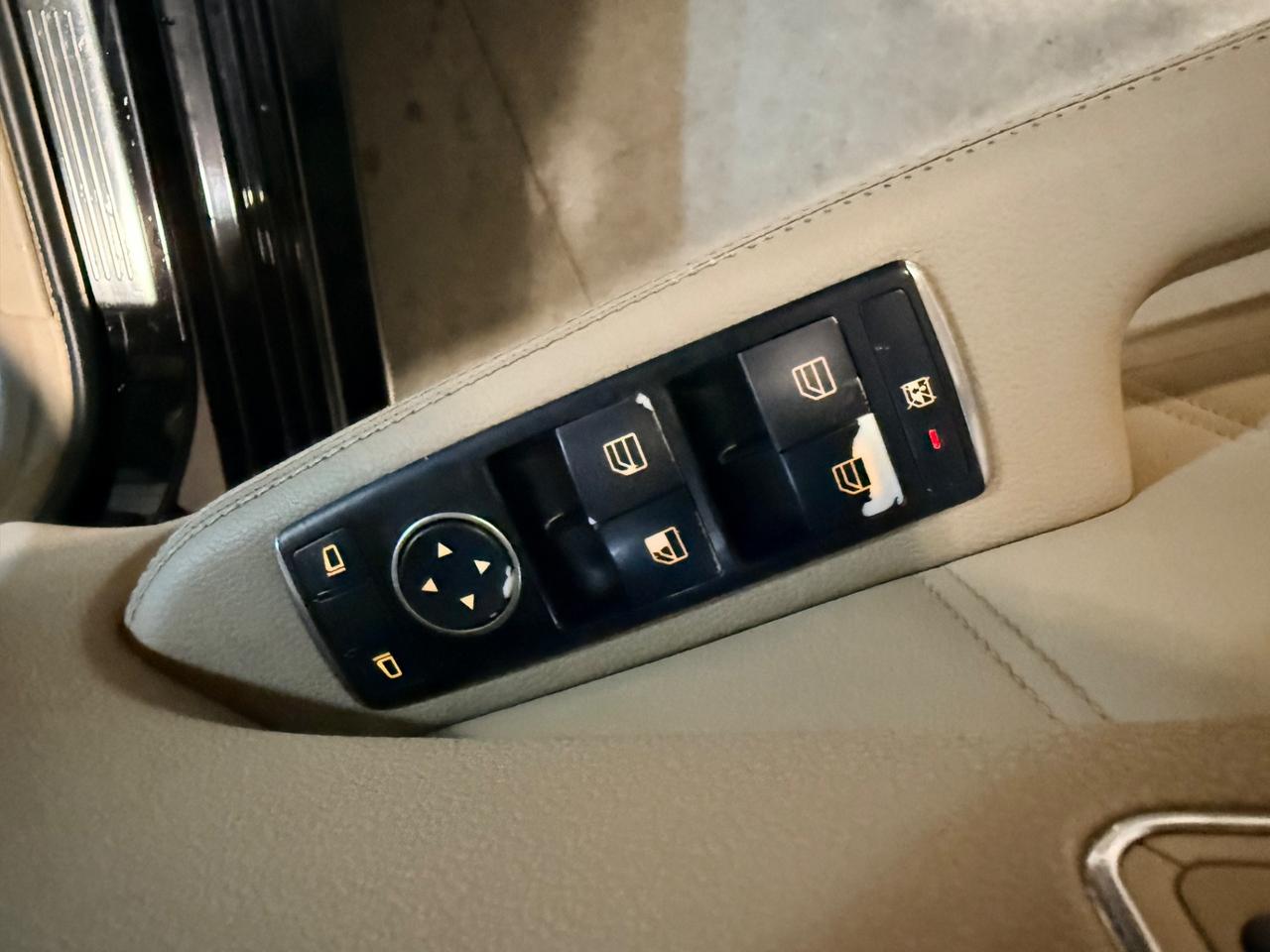 Mercedes-benz E 220 AMG TETTO