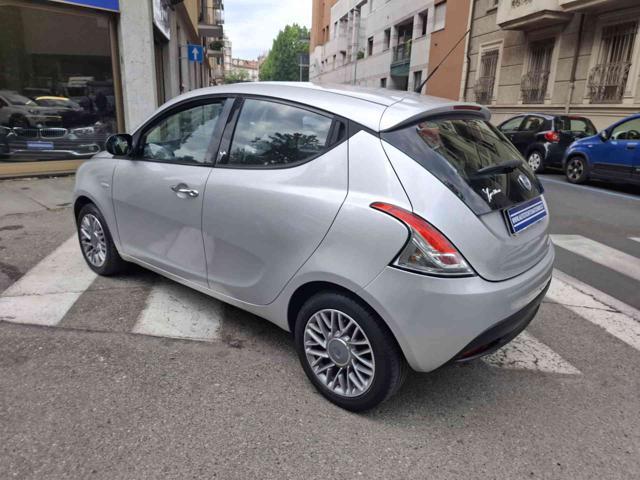 LANCIA Ypsilon 1.2 69 CV 5 porte S&S Gold