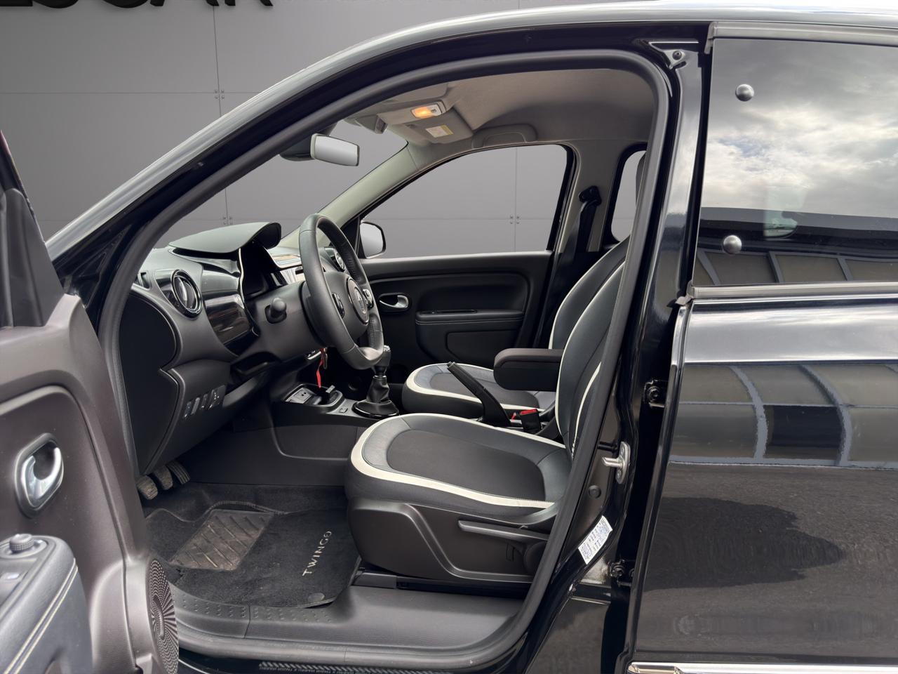 Renault Twingo 1.0 Urban Night - Unipro - Promo Finanziamento - Pari nuovo - Schermo Touch