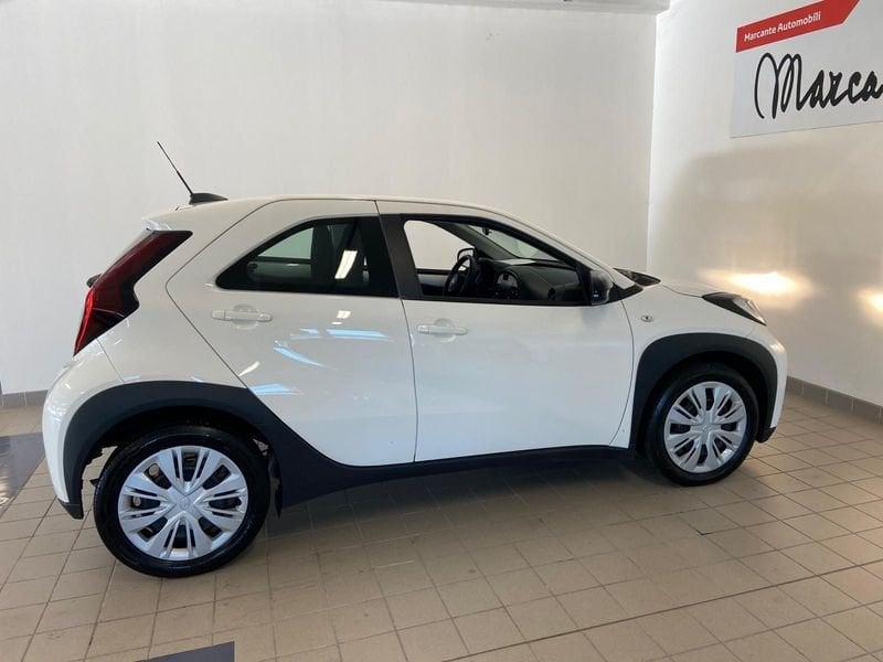 Toyota Aygo X 1.0B (72 CV) Active