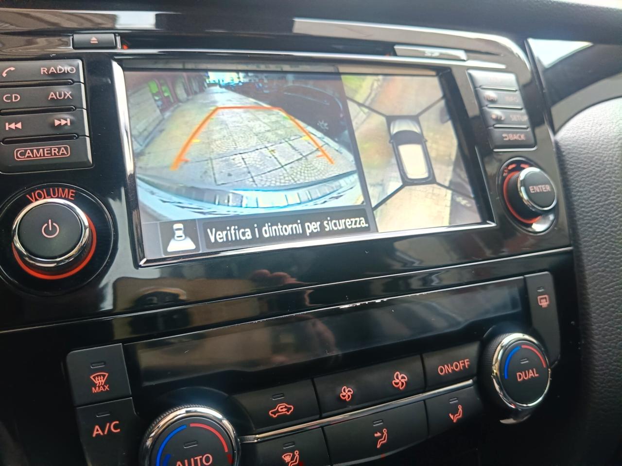 NISSAN QASHQAI 1.5 Dci-UNIPRO-TETTO&NAVY-Euro10490