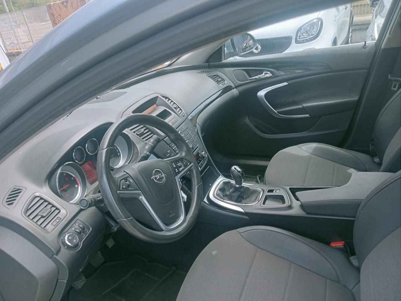 Opel Insignia 2.0 CDTI 4 porte