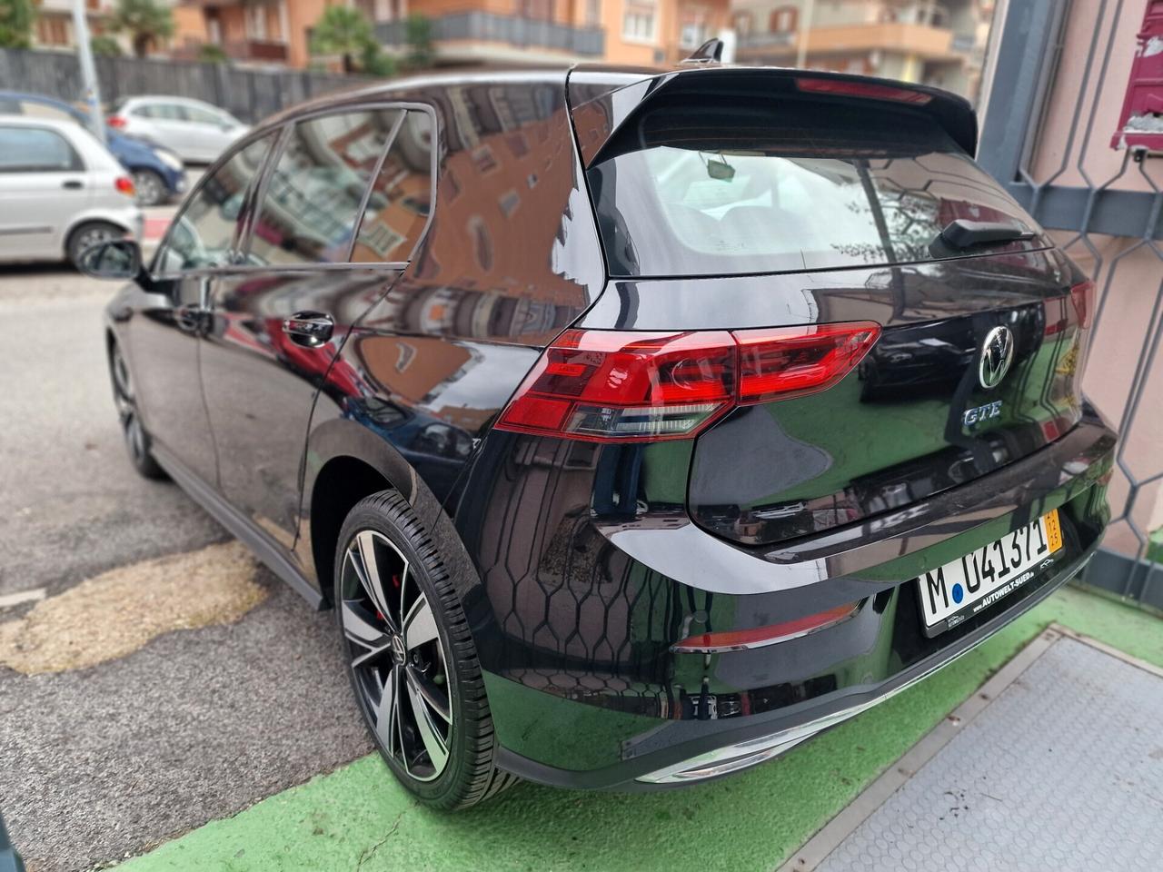 Volkswagen Golf 1.4 Plug-In Hybrid DSG GTE 245 full ,led ,