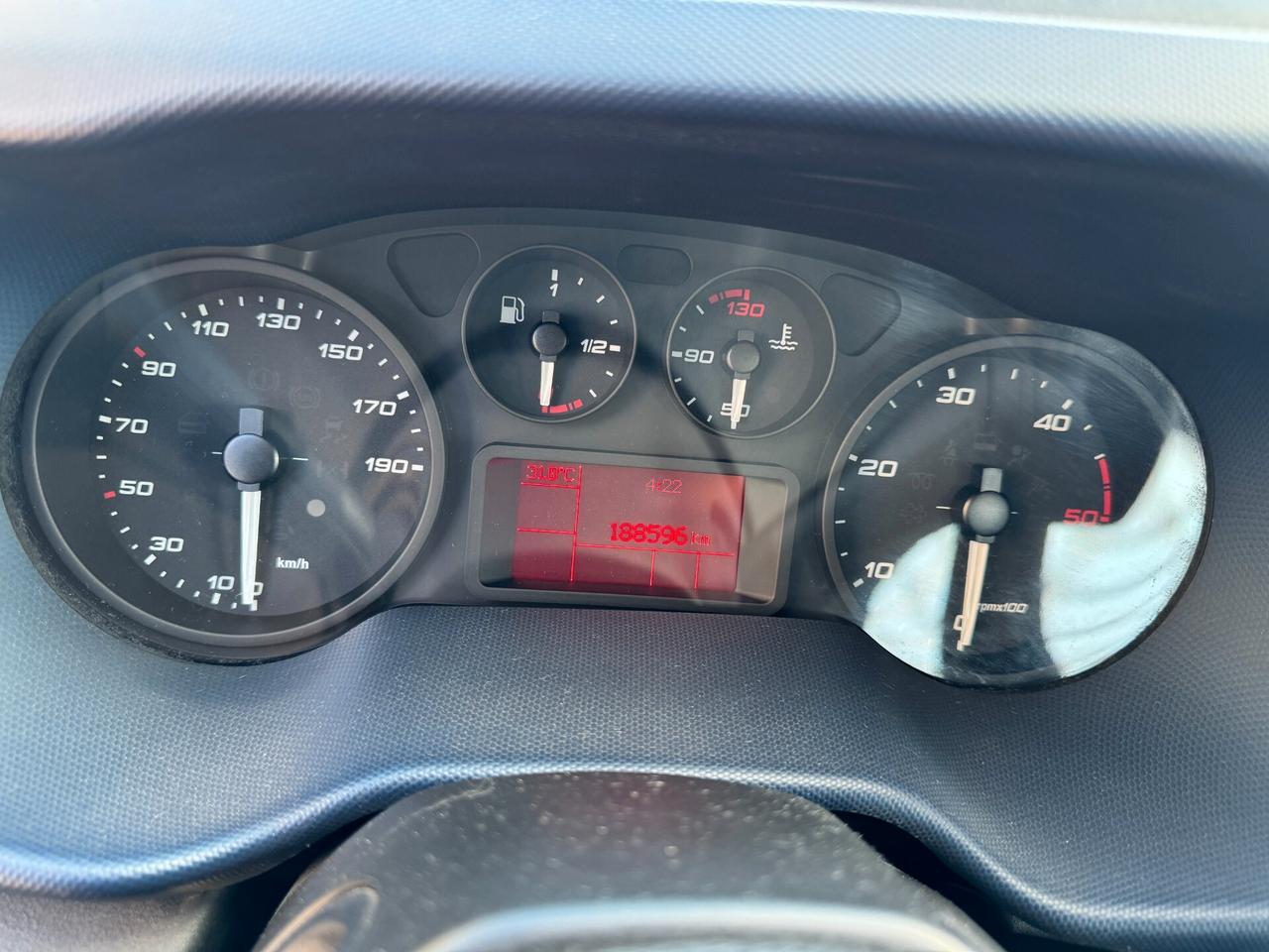 IVECO DAILY 35-180 HPT 3.0 - HI-MATIC - CAMBIO AUTOMATICO - 4.90M CASSONE - 2018