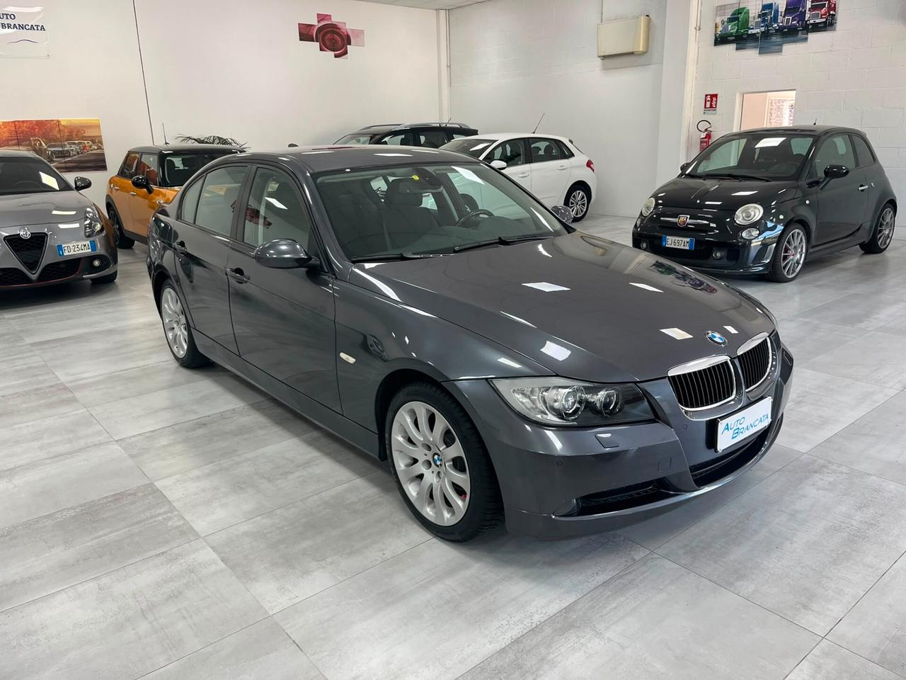 BMW 320 i Futura Berlina
